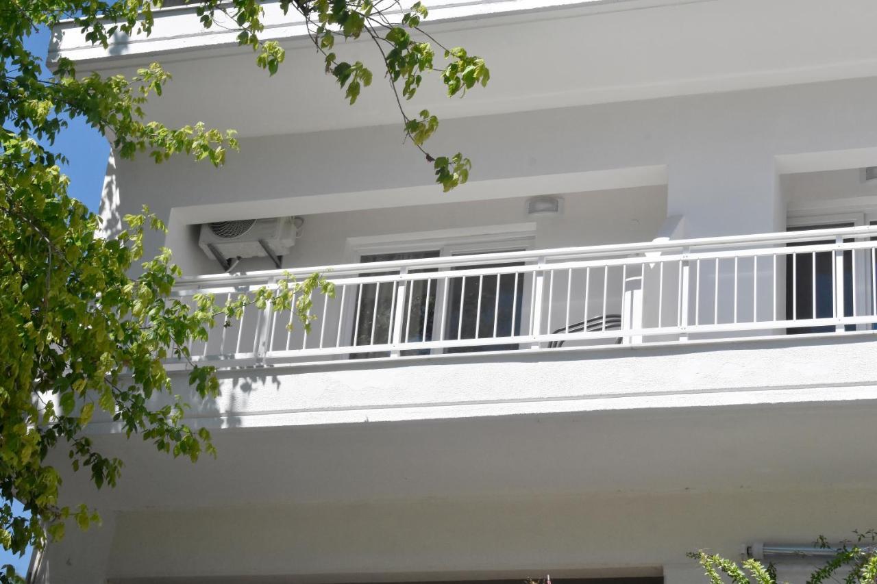 Giorgos&Fenias Apartments Paralía Exterior foto